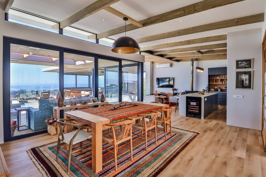 4 Bedroom Property for Sale in Whale Rock Hill Western Cape